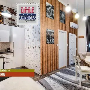 Little Americas Oktogon Apartment