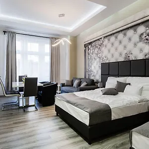 Apartman A Golden Star Modern Luxury And