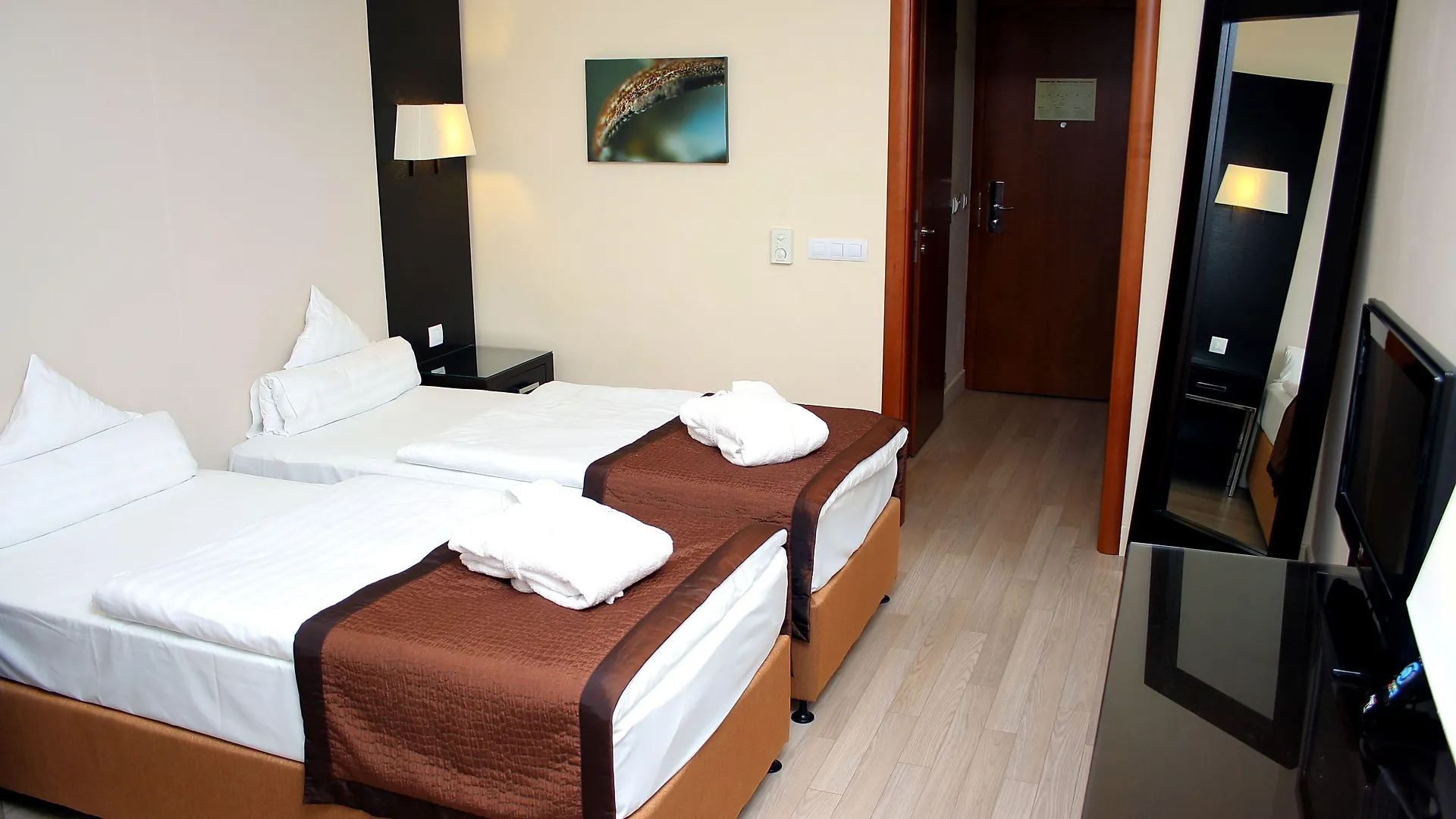 Lion'S Garden Hotel Budapest Hungary