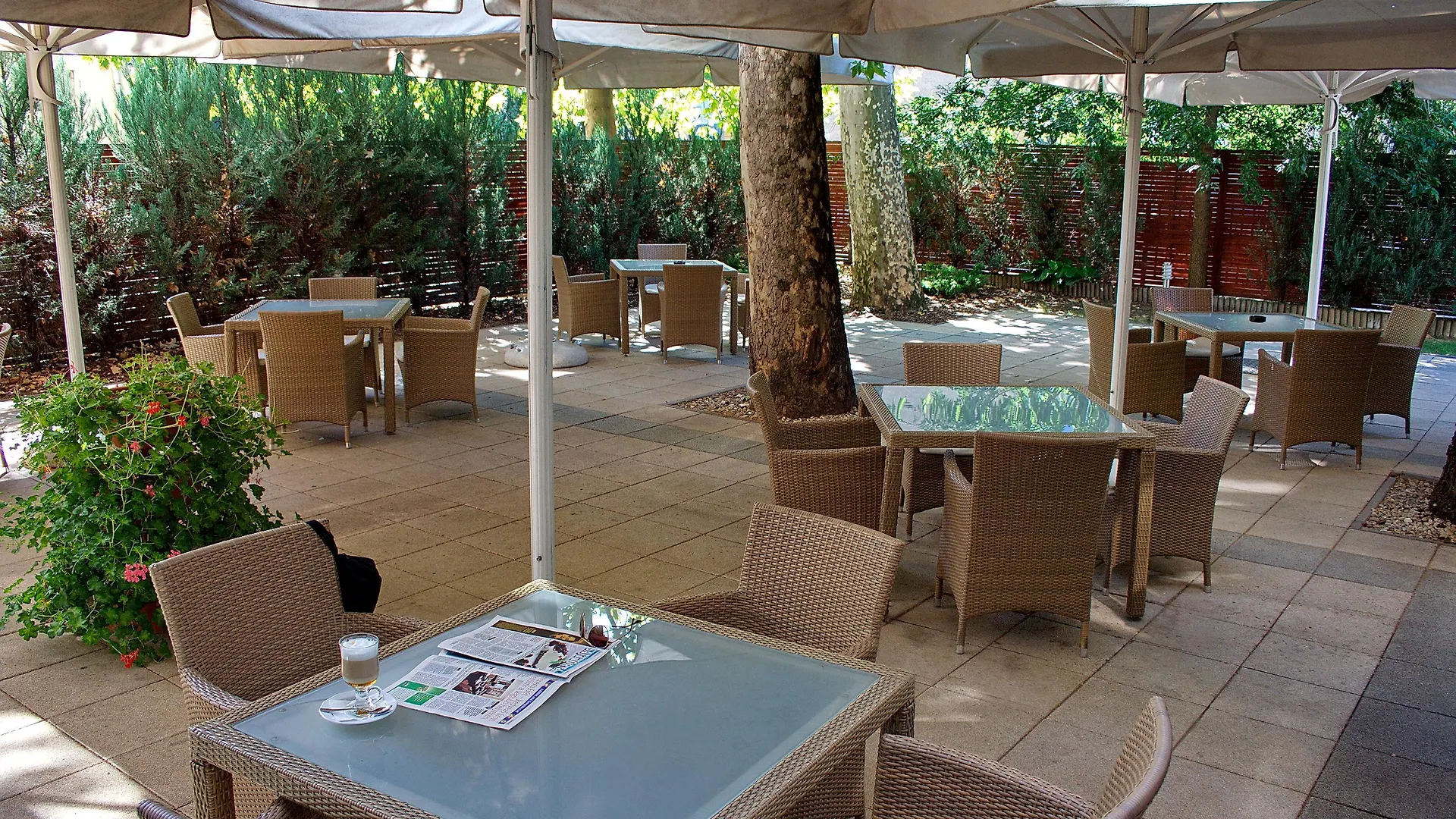 Lion'S Garden Hotel Budapest 4*,  Hungary